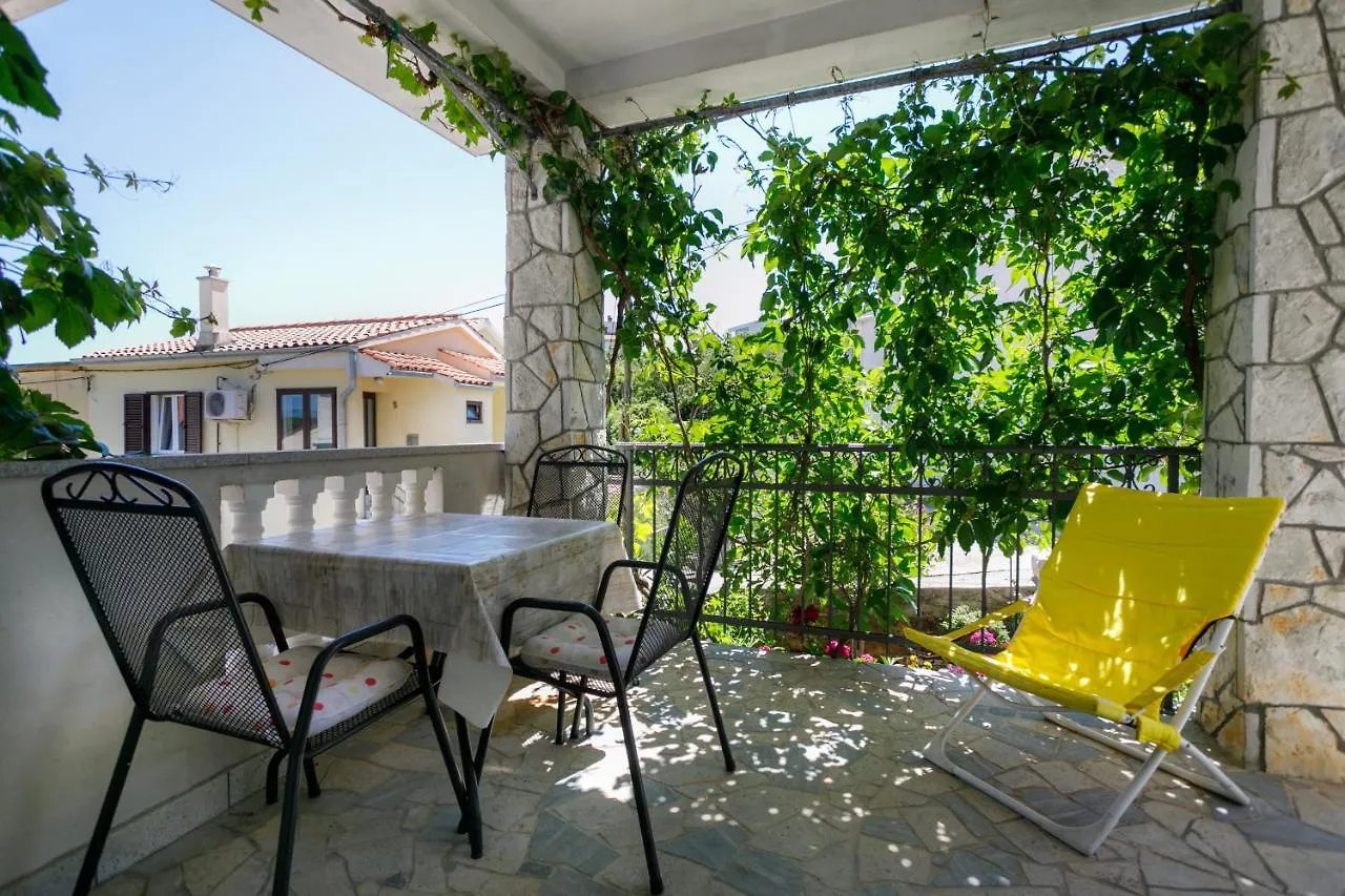 Apartments Jagoda Vrbnik   Vrbnik (Primorje-Gorski Kotar)