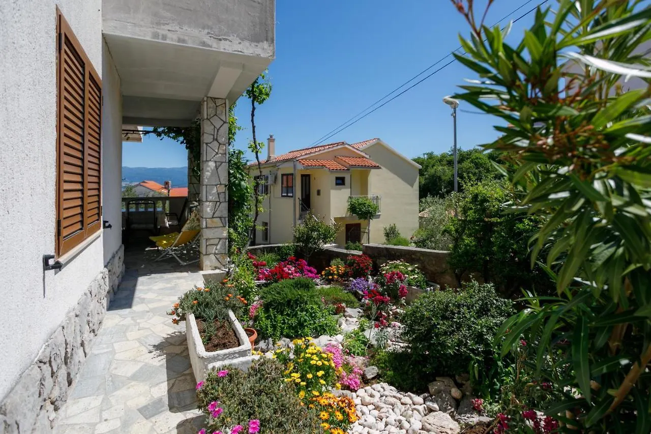 Apartments Jagoda Vrbnik  Kroatien