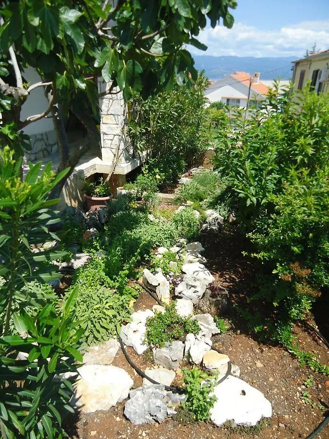 Apartments Jagoda Vrbnik  Kroatien